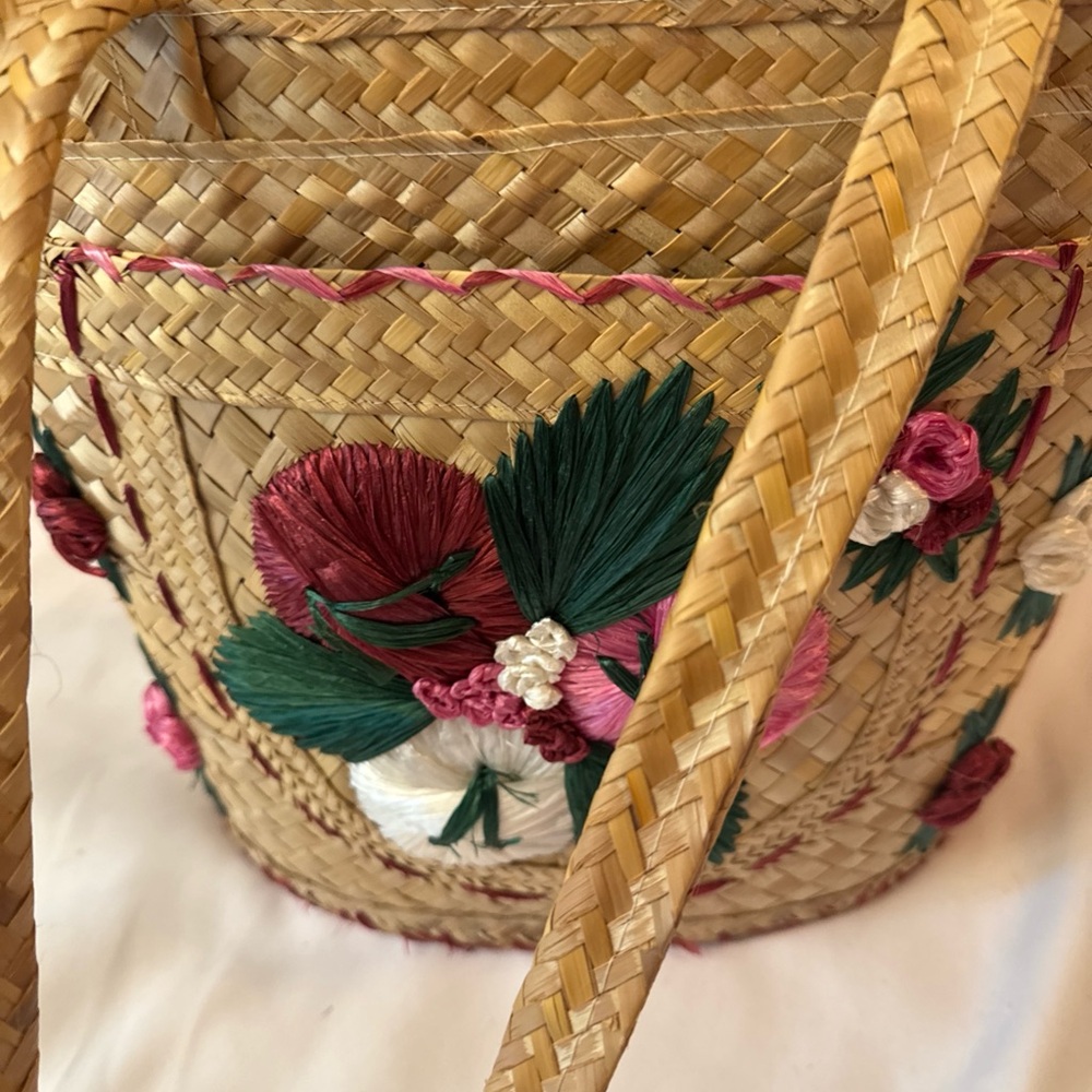 Source Unknown Straw Tote with Pink and Green Embroidery